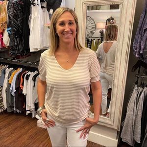 Liverpool LA NWT khaki & white triped short cuff sleeve v-neck open back top